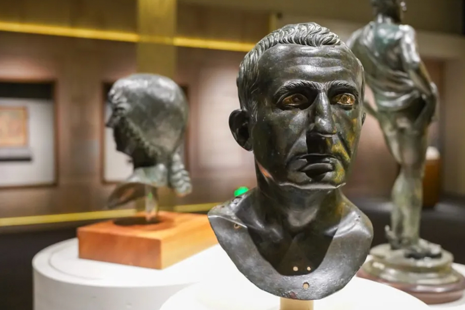 The Pompeii exhibition at the museum 3