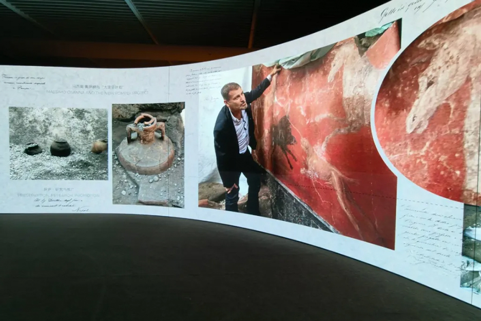 The archaeological excavation site at Pompeii 3